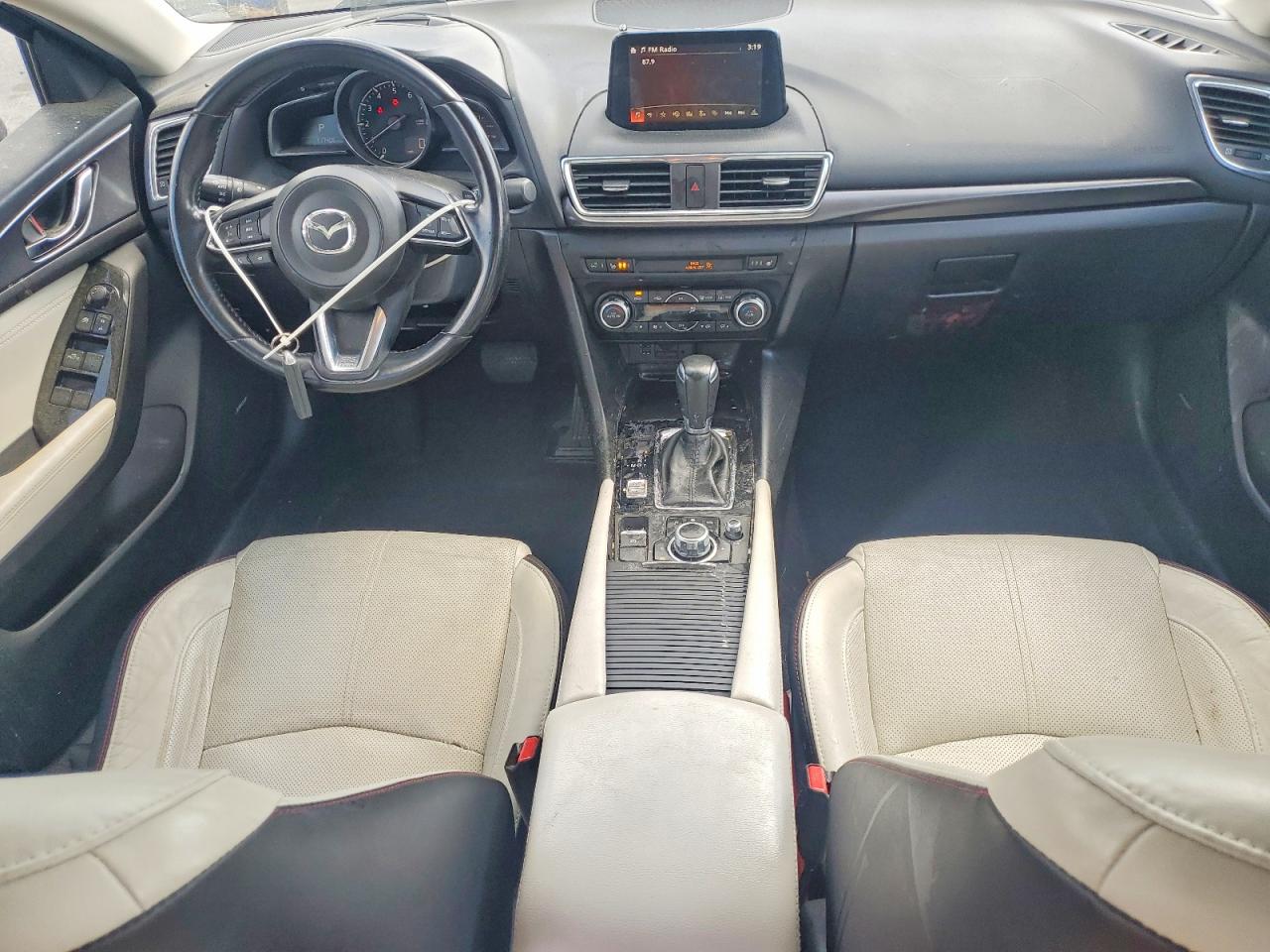 Mazda 3 Grand Touring