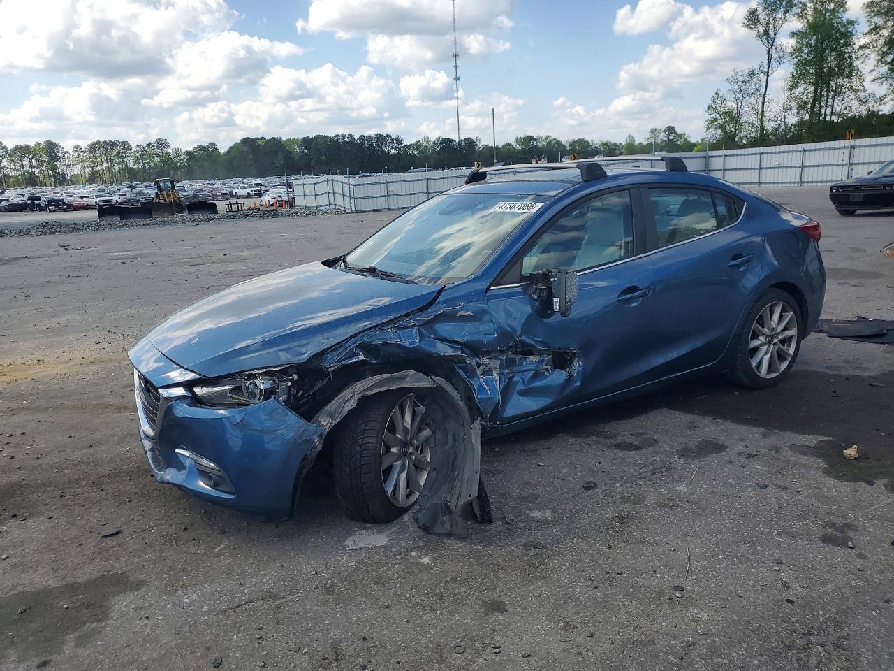 Salvage Mazda 3 Image