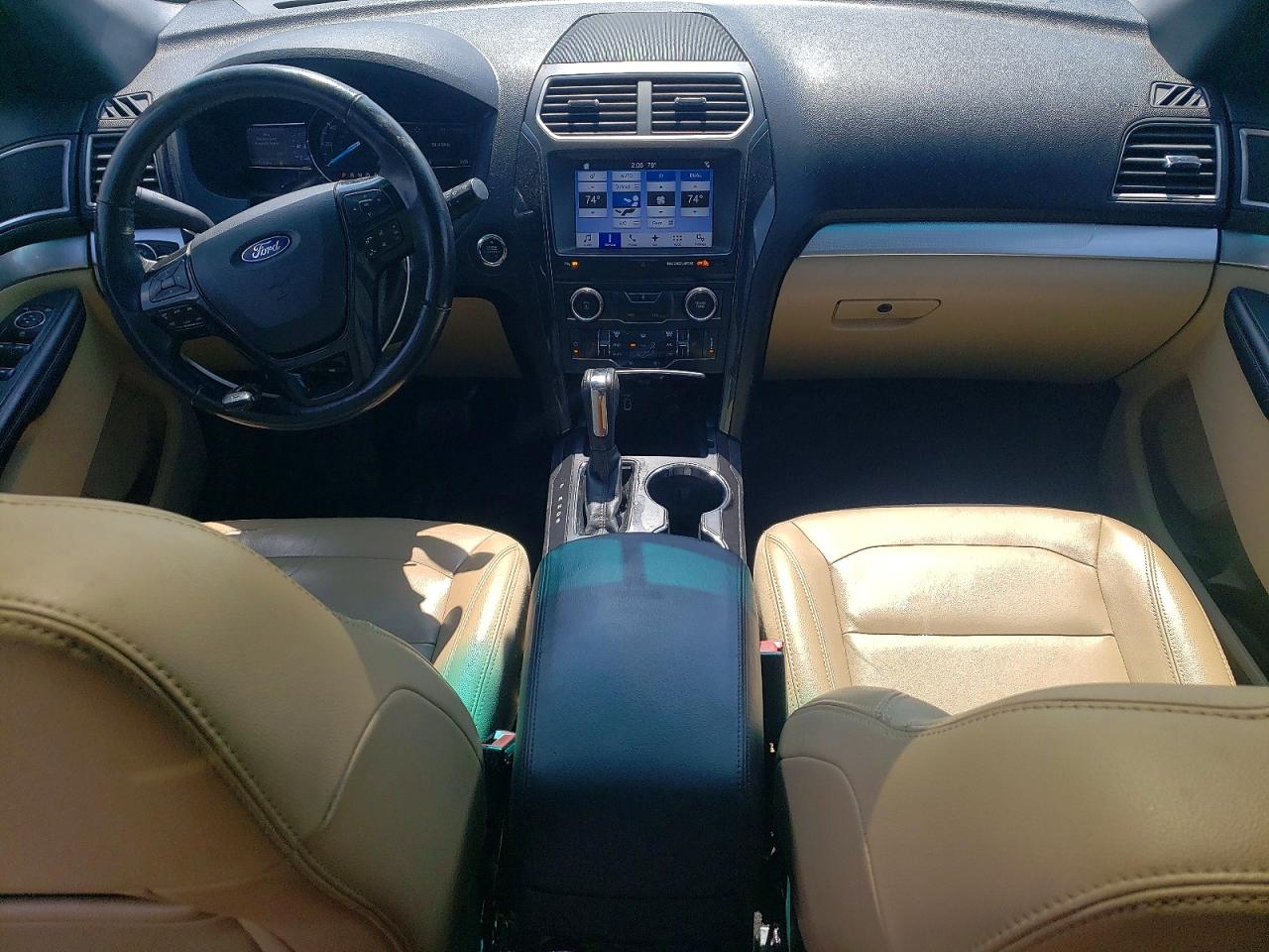 Ford Explorer Xlt