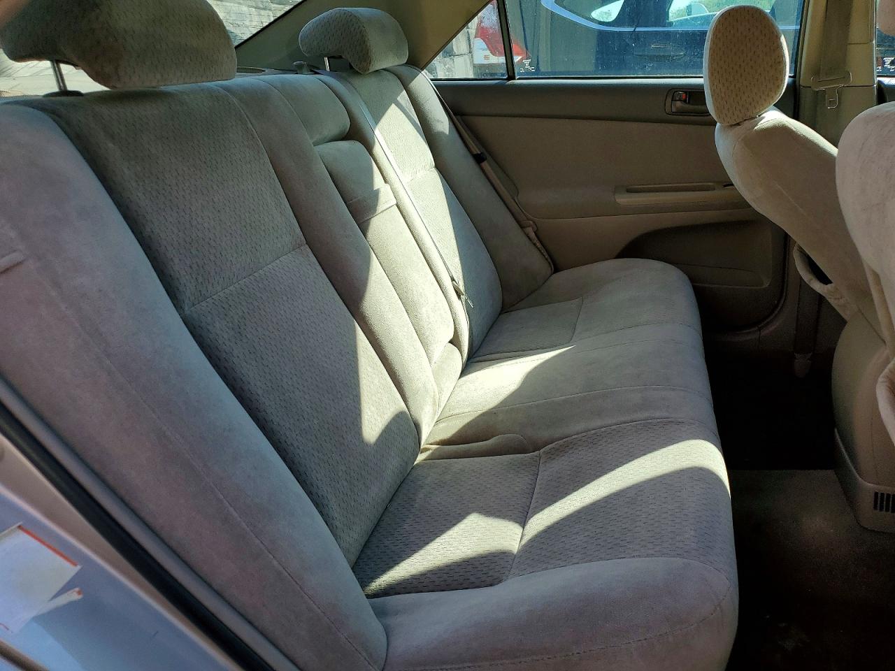 Toyota Camry Le
