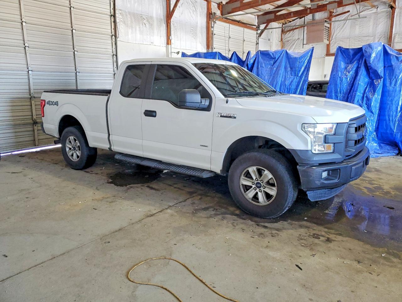 Ford F-150 Super Cab