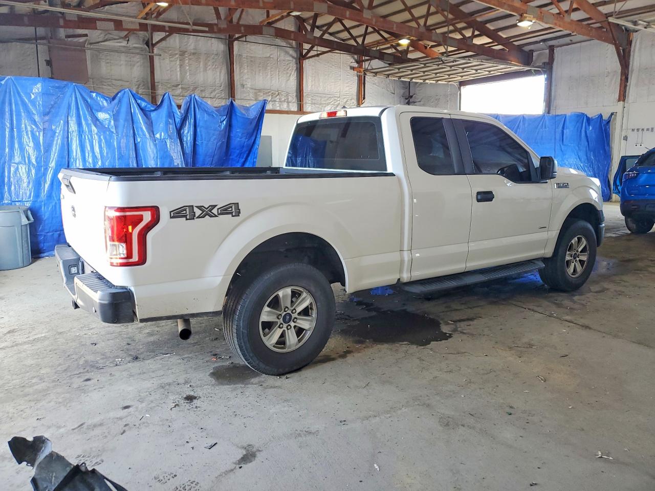 Ford F-150 Super Cab