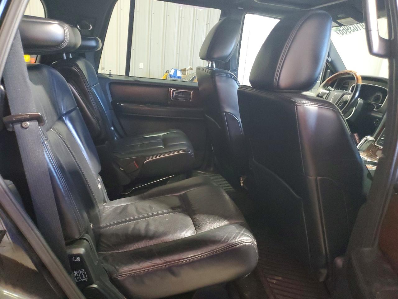 Lincoln Navigator Select
