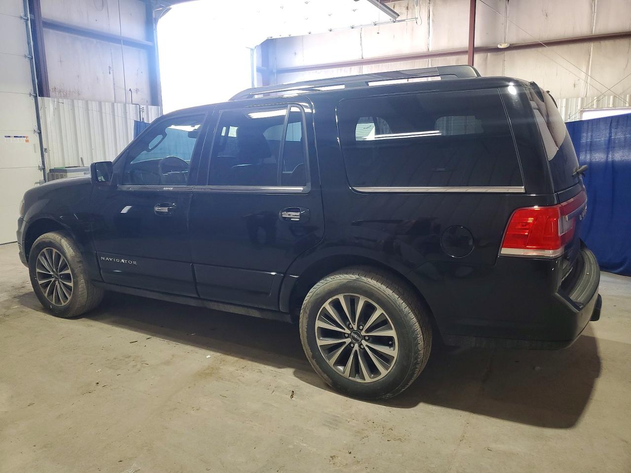 Lincoln Navigator Select