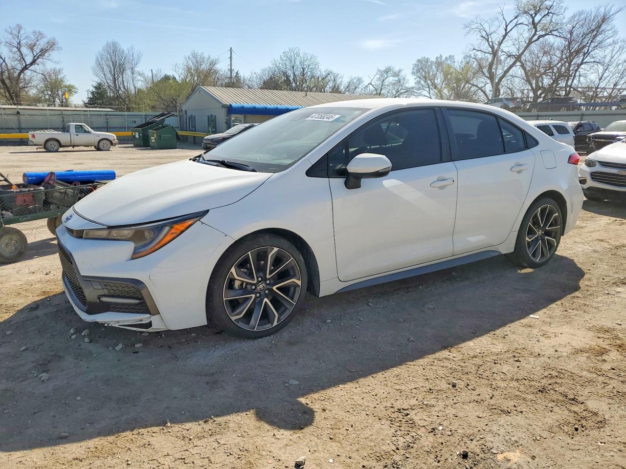 Salvage Toyota Corolla Image