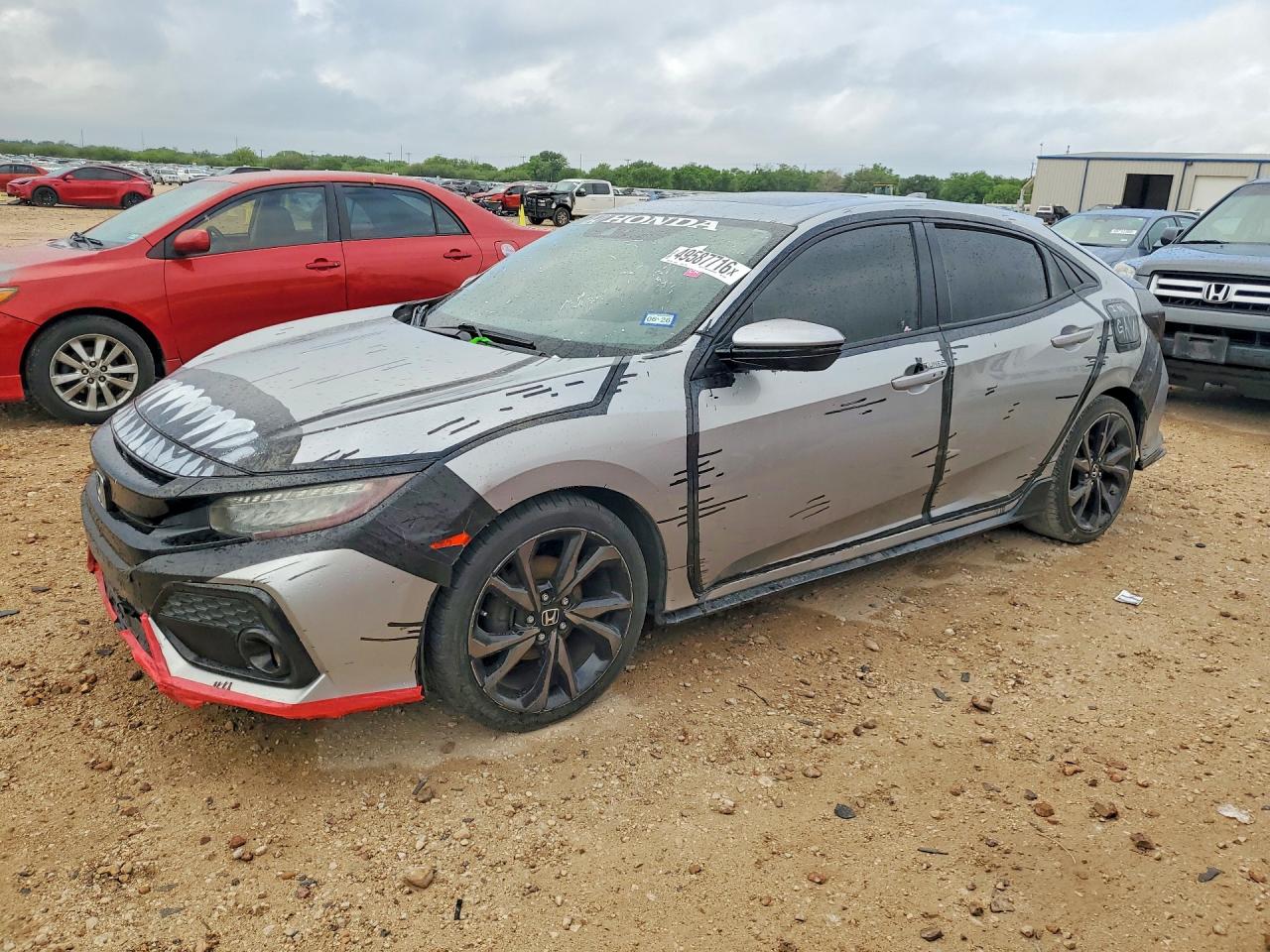 Salvage Honda Civic Image