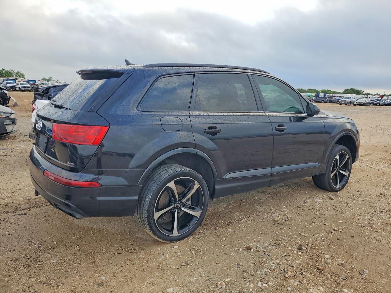 Audi Q7 Premium Plus