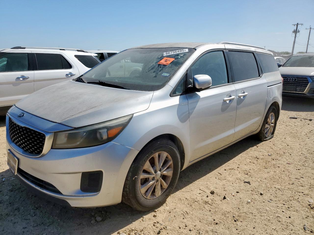 Salvage Kia Sedona Image