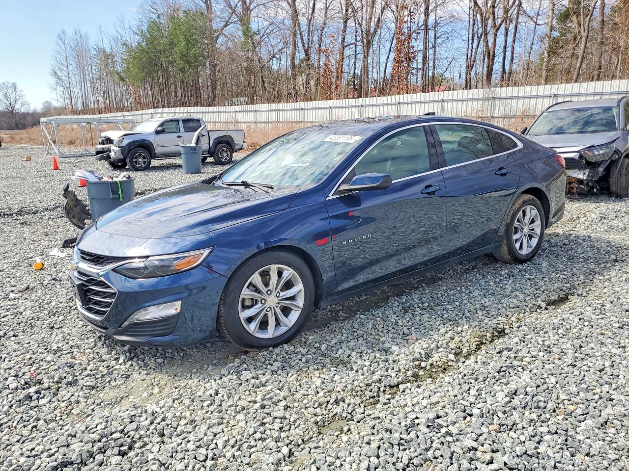 Salvage Chevrolet Malibu Image