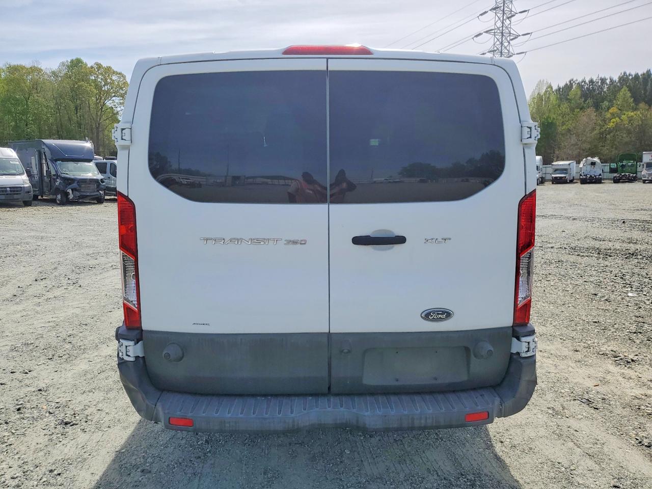 Ford Transit T-350