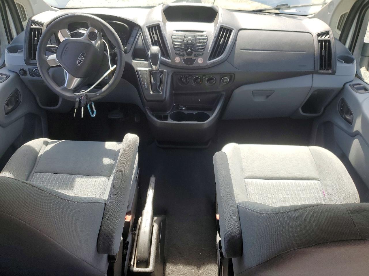 Ford Transit T-350