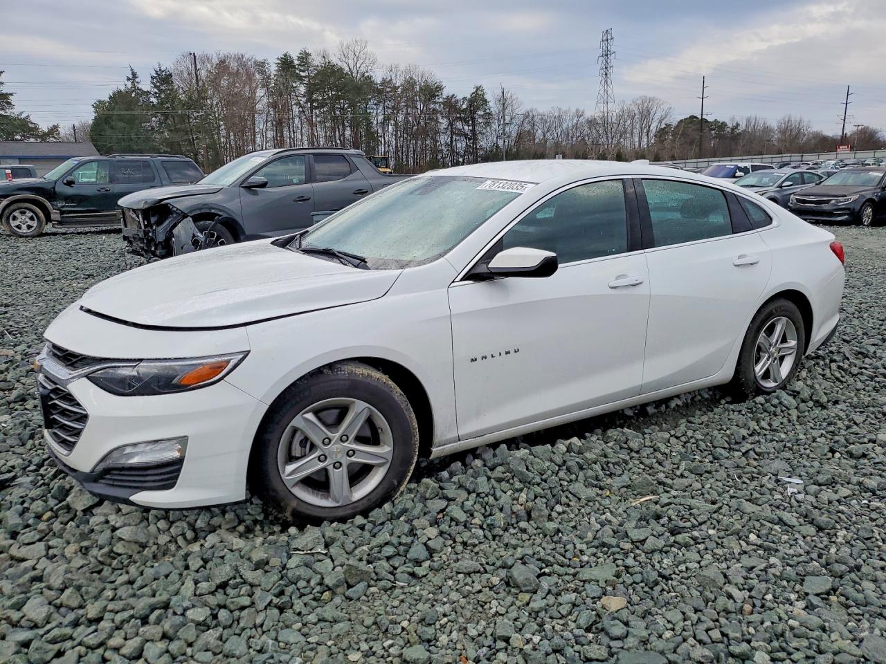 Salvage Chevrolet Malibu Image