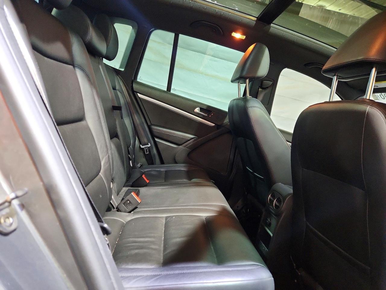 Volkswagen Tiguan S