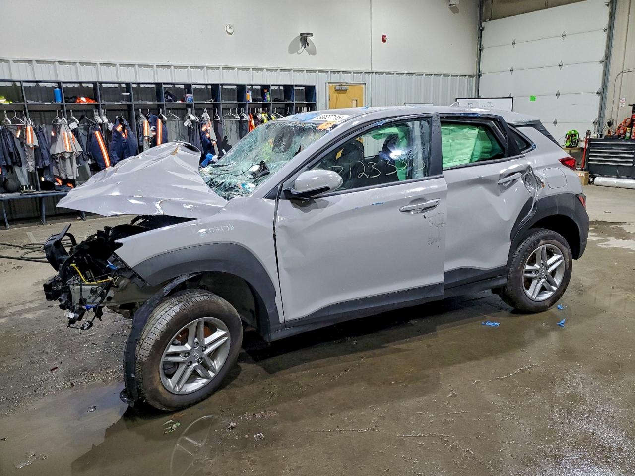 Salvage Hyundai KONA Image