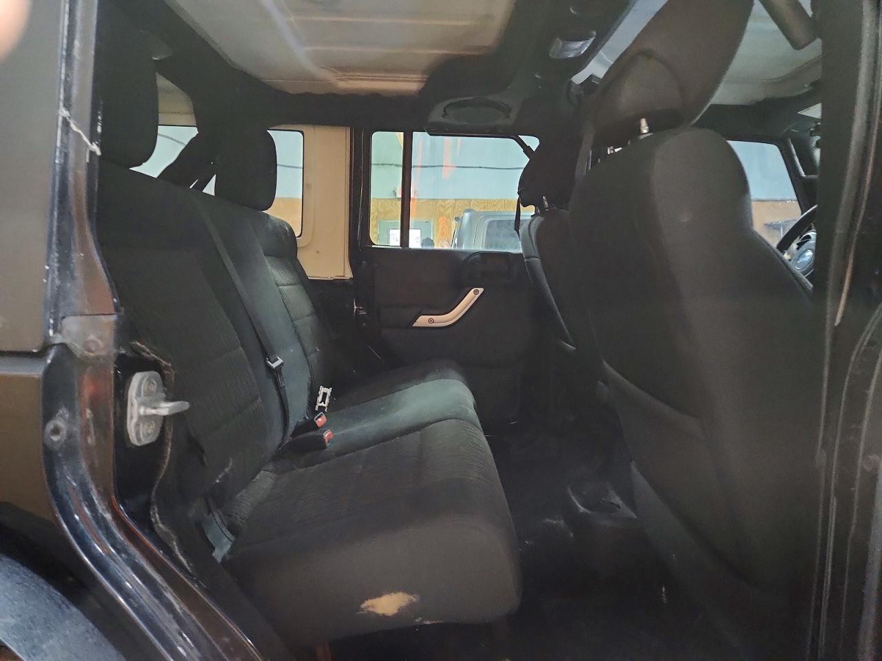 Jeep Wrangler Sahara