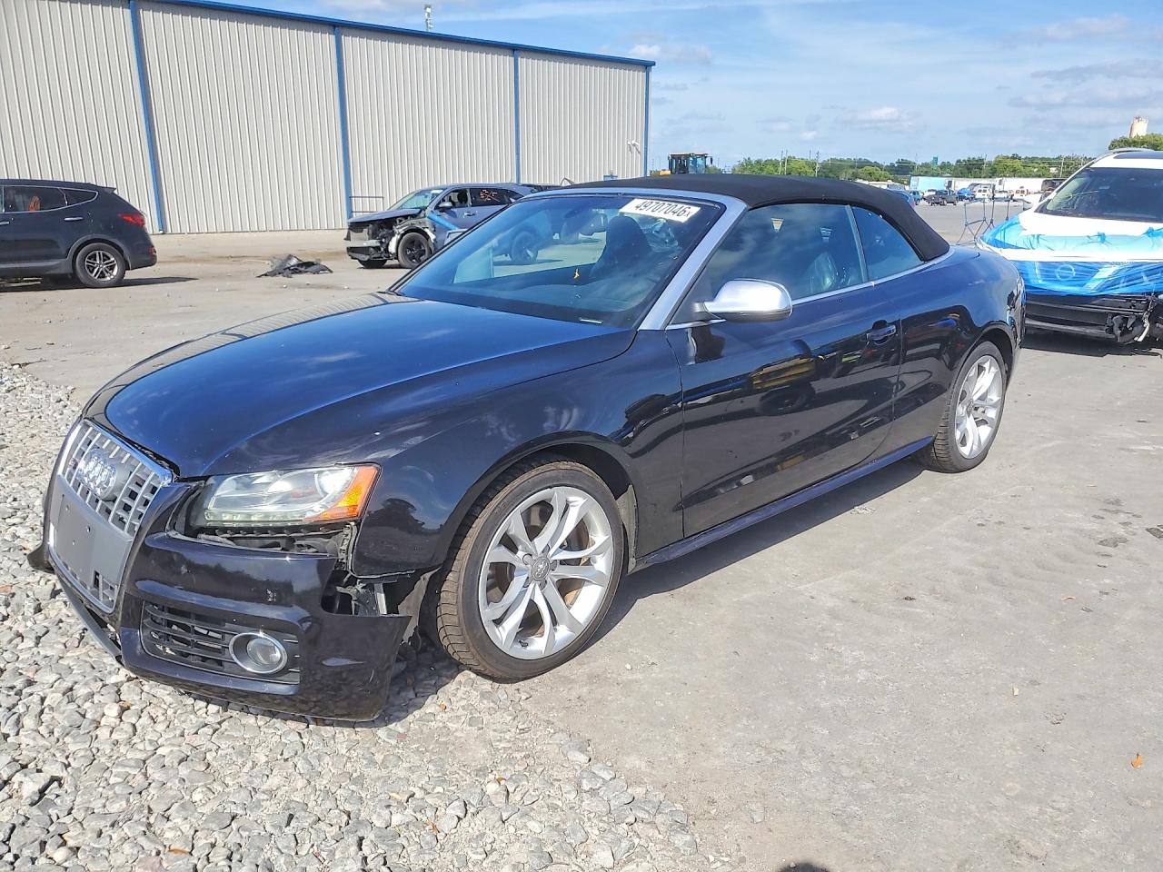 Salvage Audi S5 Image