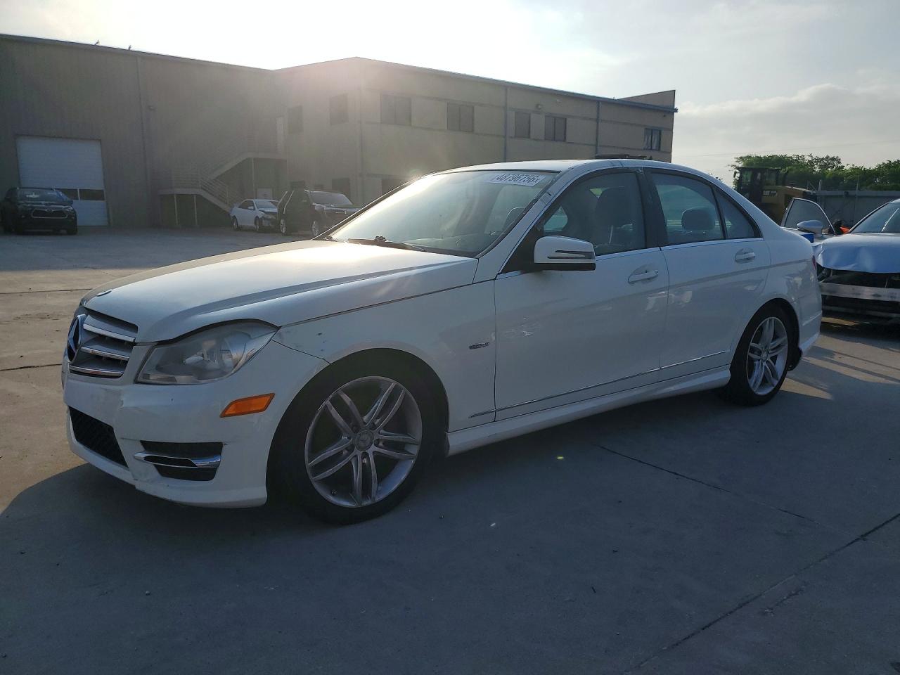 Salvage Mercedes-Benz C-Class Image