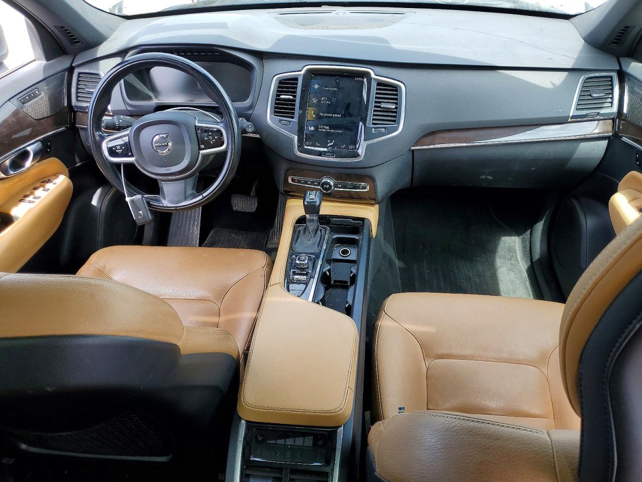 Volvo XC90 T6 Momentum