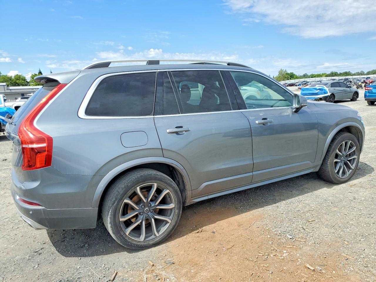 Volvo XC90 T6 Momentum