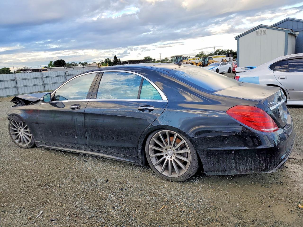 Mercedes-Benz S-Class 550