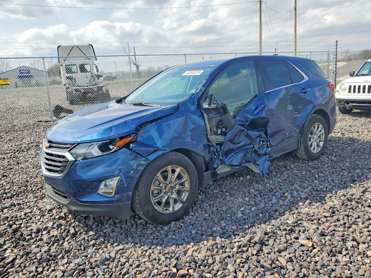 Salvage Chevrolet Equinox Image