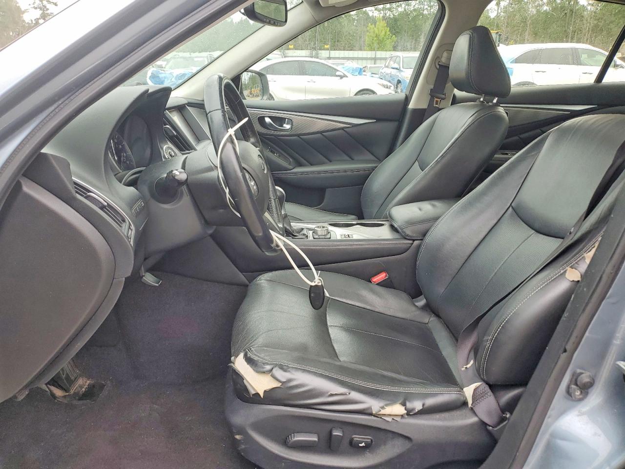 INFINITI Q50
