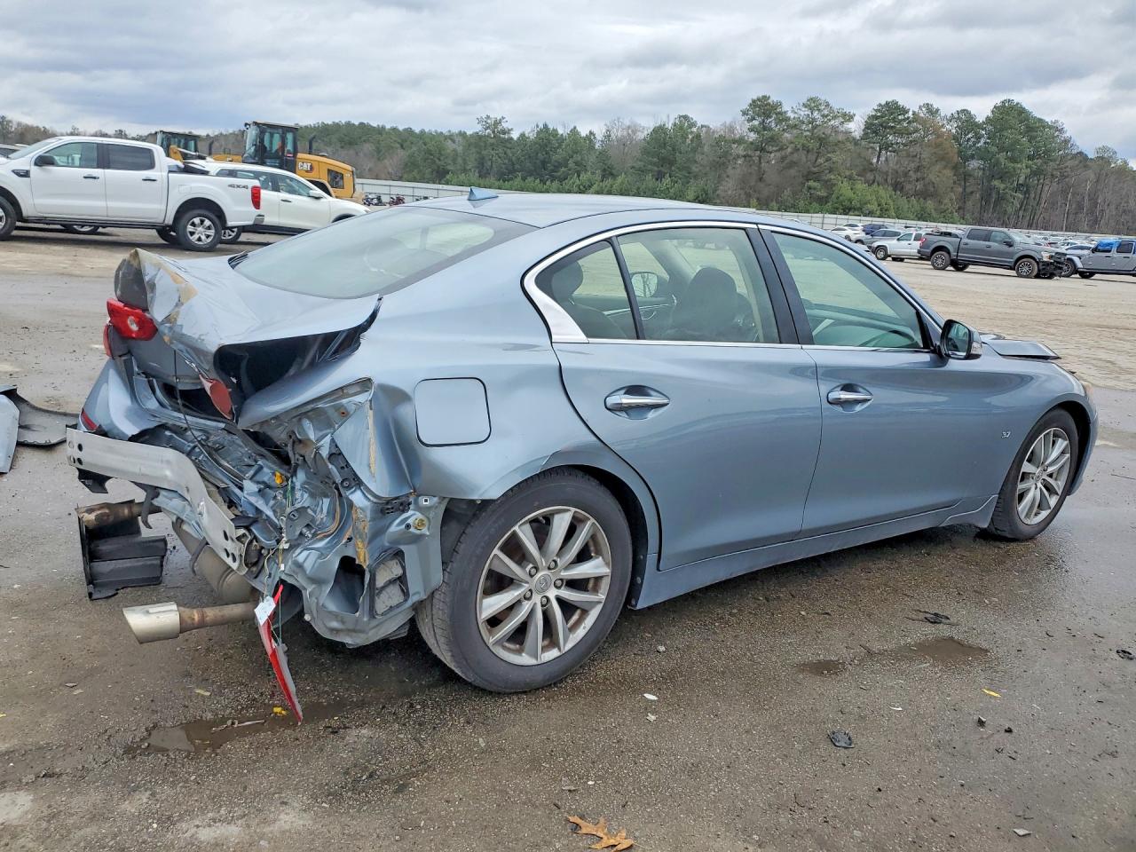 INFINITI Q50