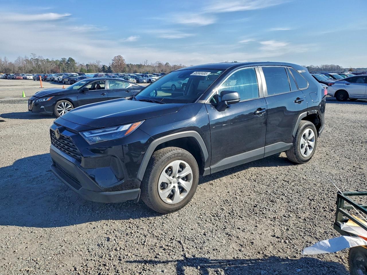 Salvage Toyota RAV4 Image