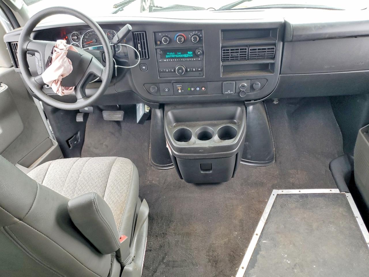 Chevrolet Express Ls