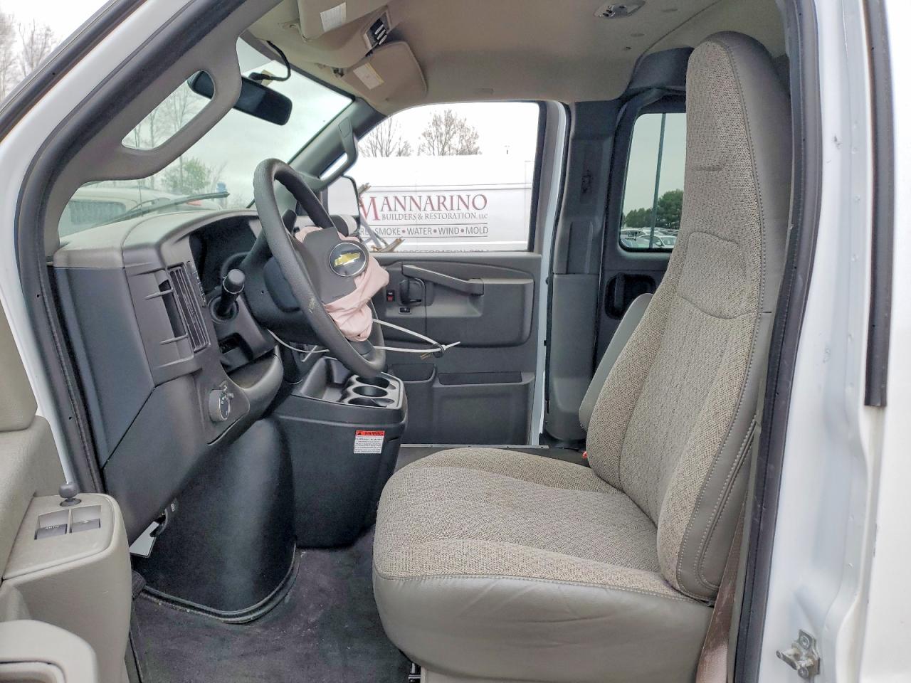 Chevrolet Express Ls