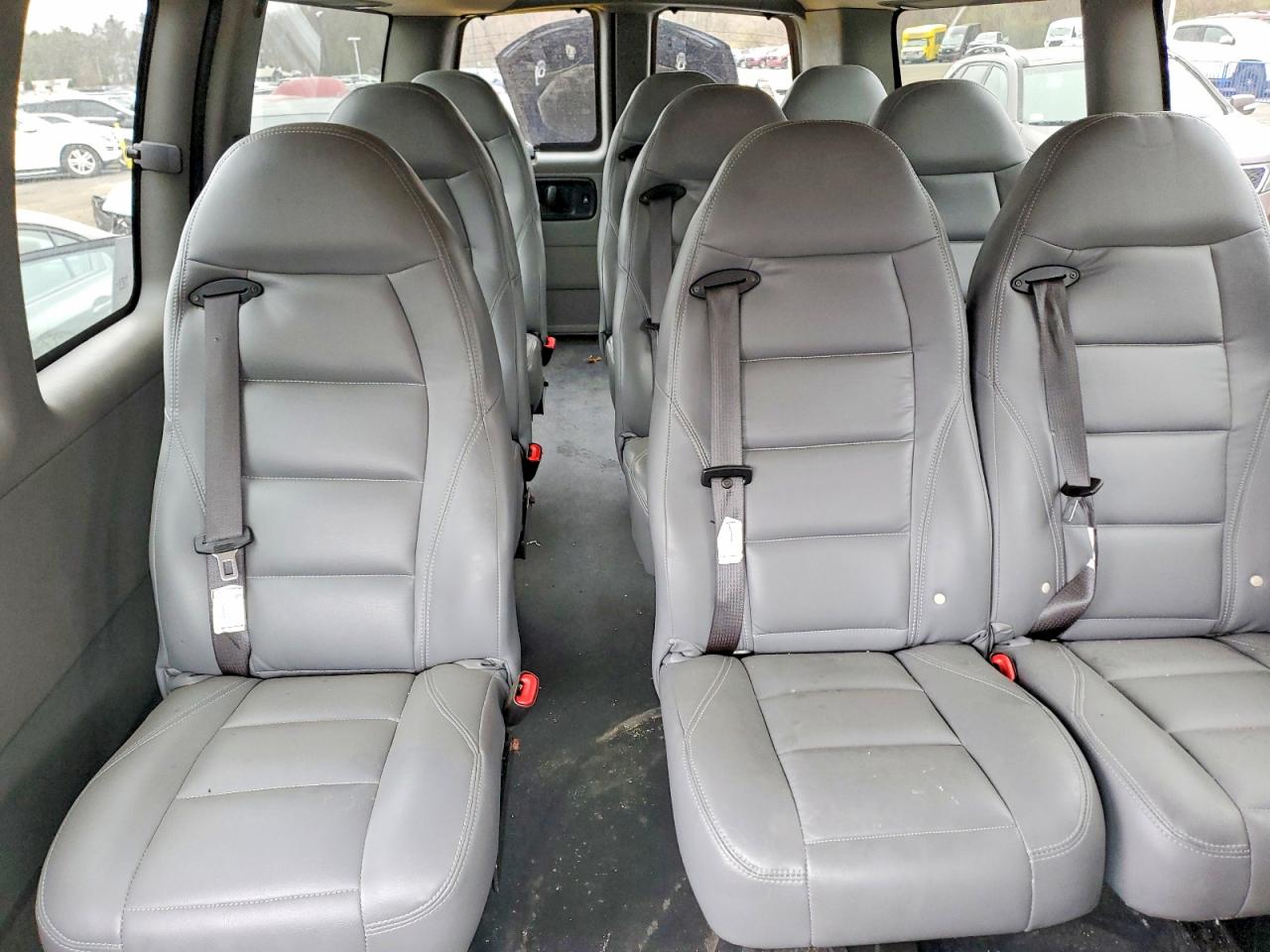 Chevrolet Express Ls