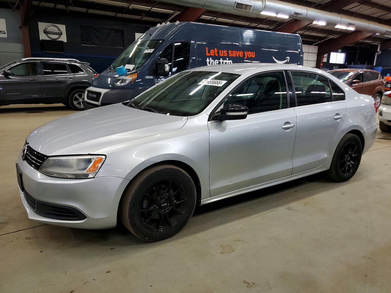 Salvage Volkswagen Jetta Image