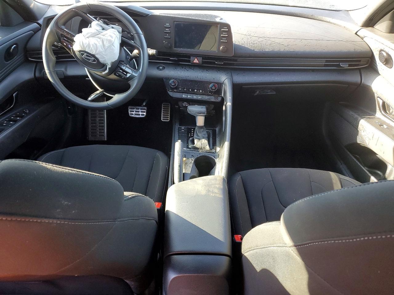 Hyundai ELANTRA Sel Sport