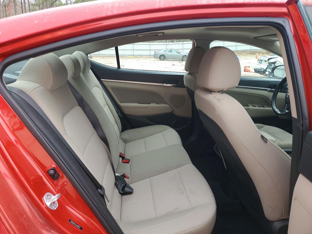 Hyundai ELANTRA Value Edition