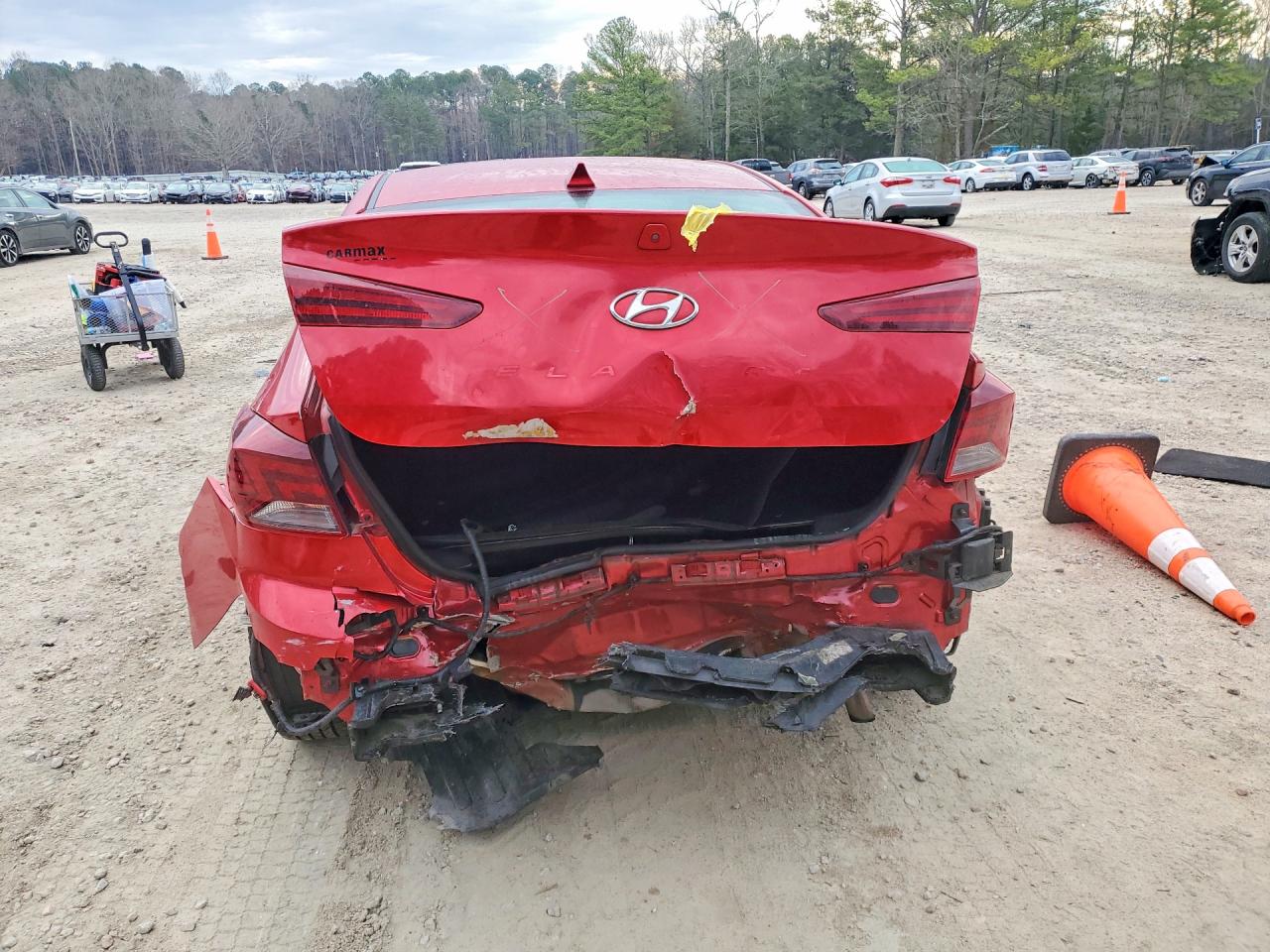 Hyundai ELANTRA Value Edition