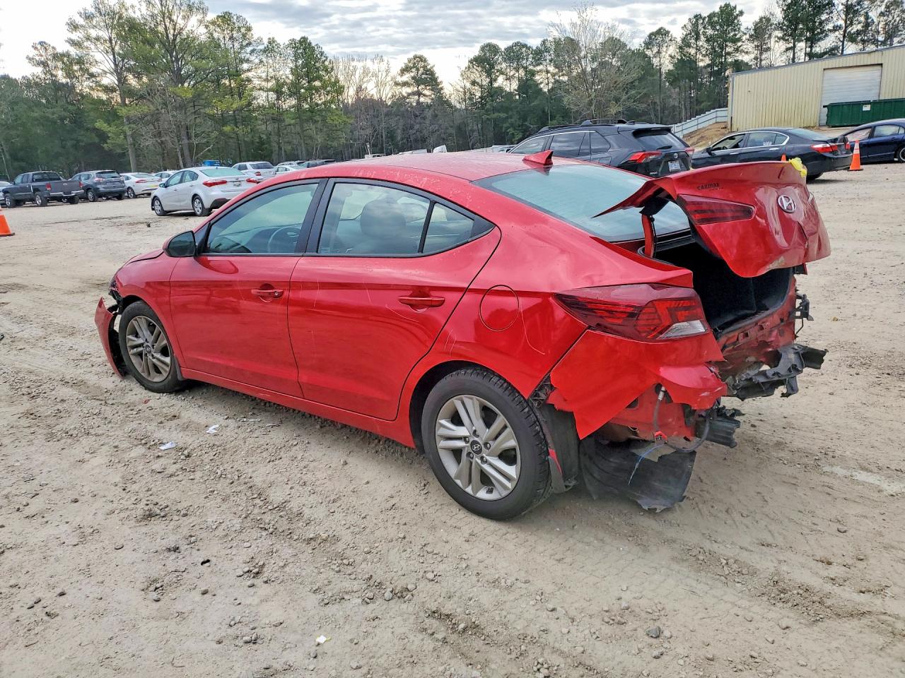 Hyundai ELANTRA Value Edition