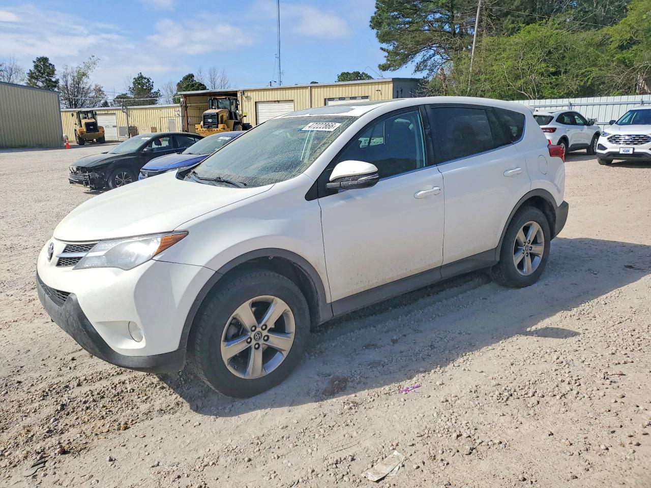 Salvage Toyota RAV4 Image