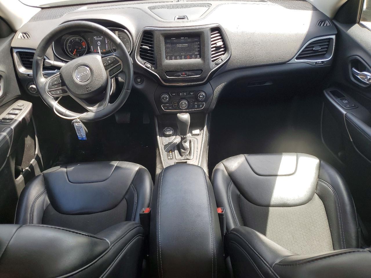 Jeep Grand Cherokee Latitude Plus