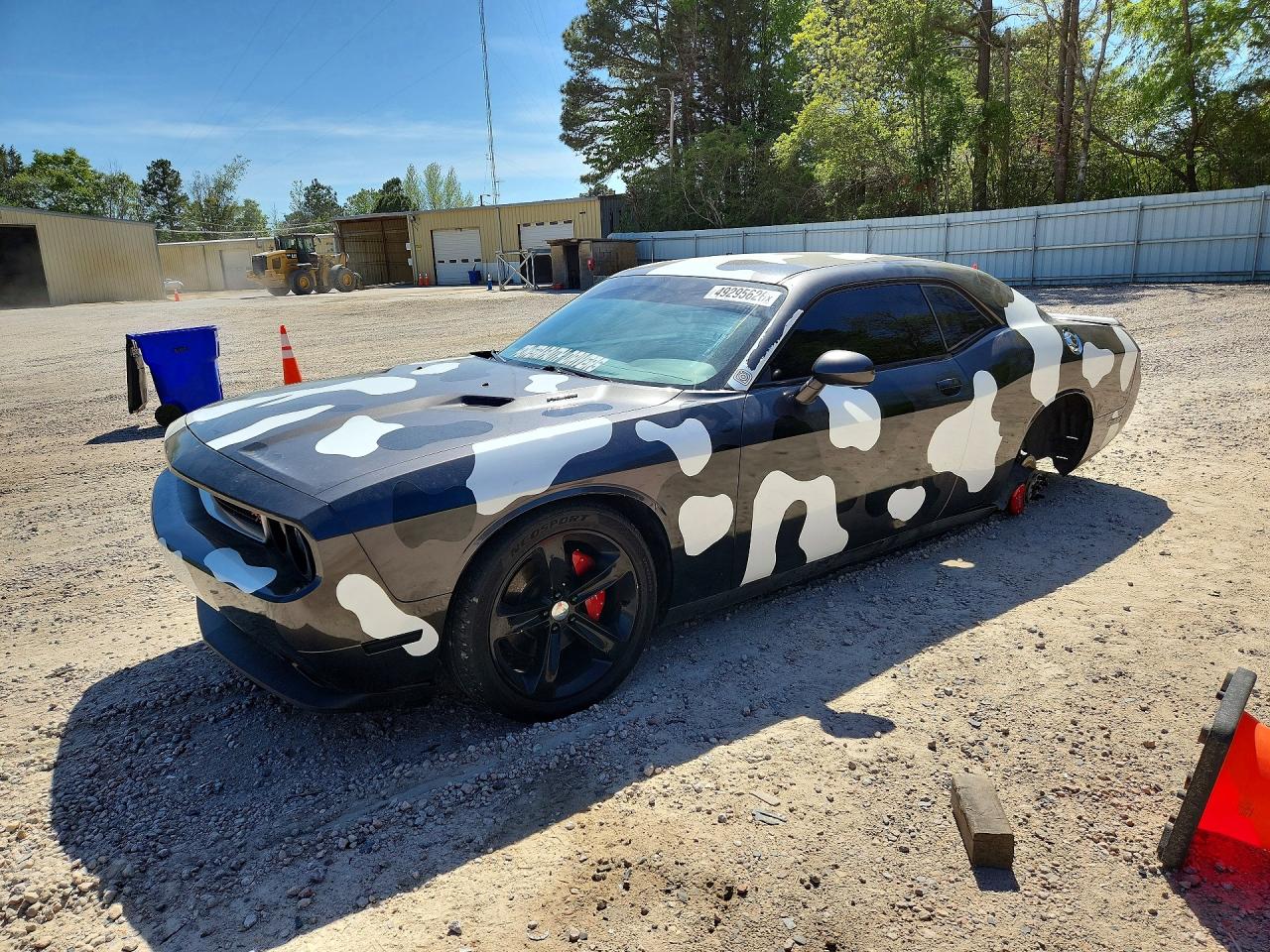 Salvage Dodge Challenger Image