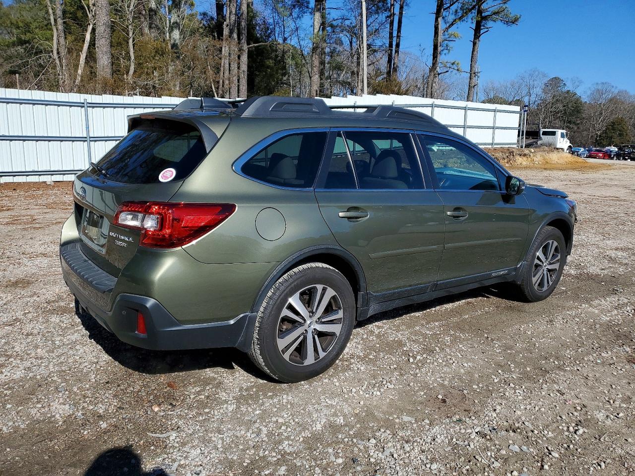 Subaru Outback 3.6r Limited