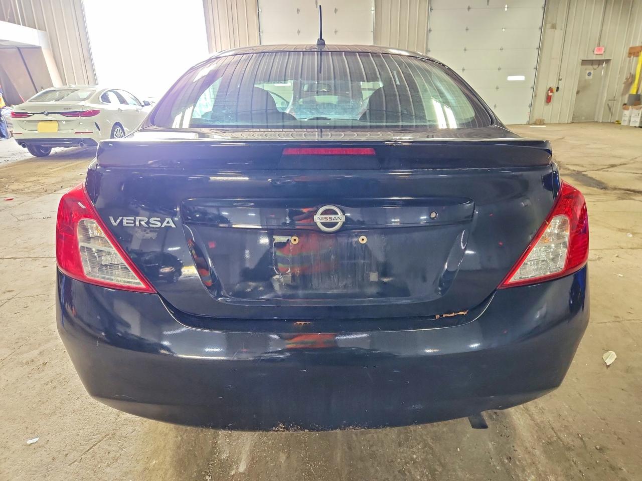 Nissan Versa 1.6 S Plus