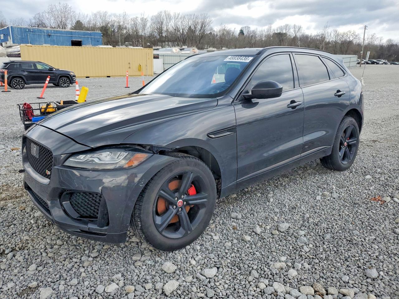 Salvage Jaguar F-PACE Image