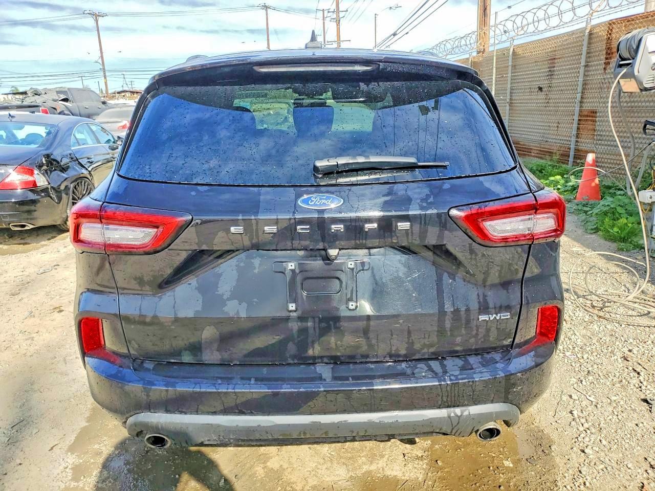 Ford Escape St Line