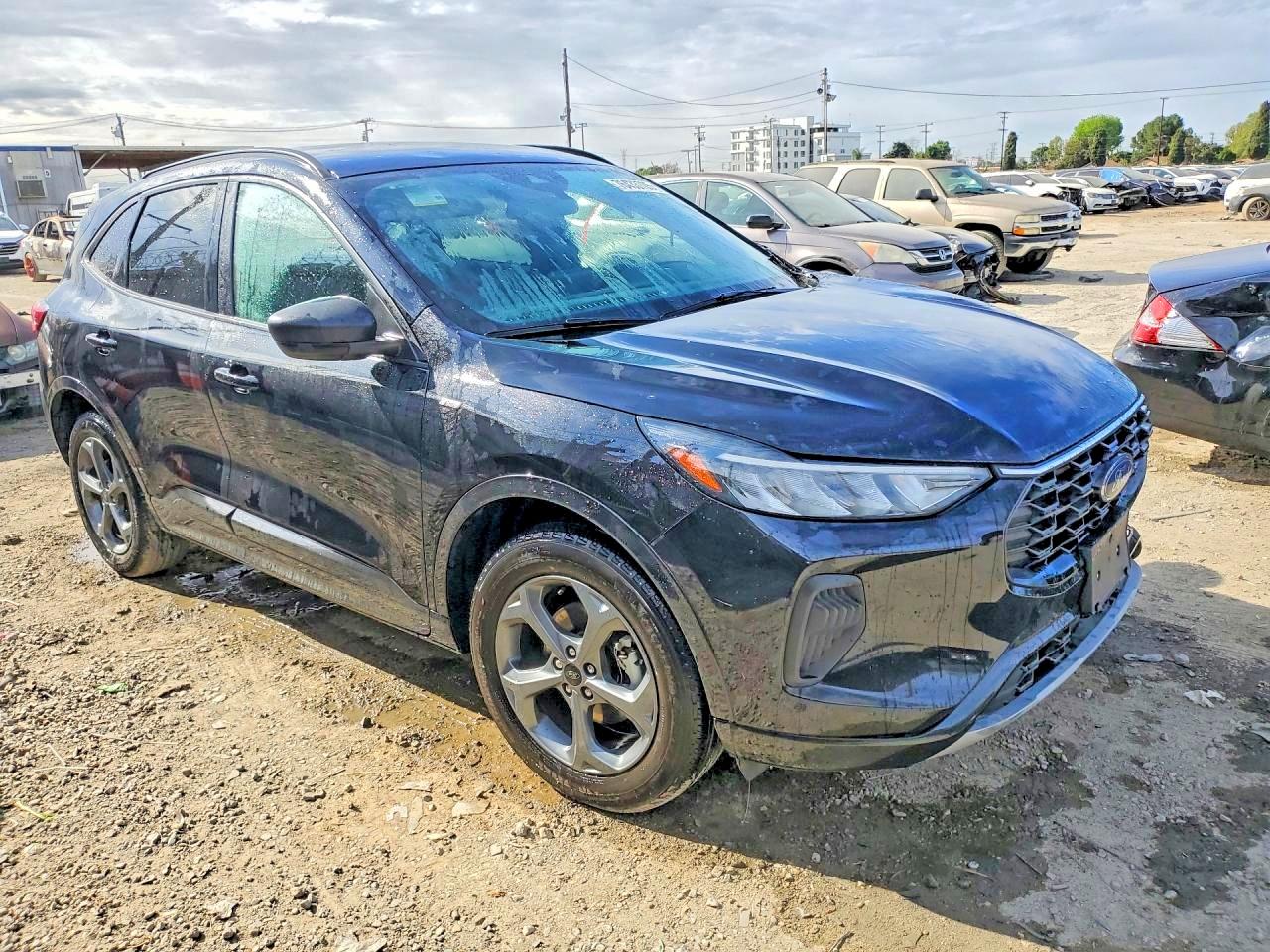Ford Escape St Line