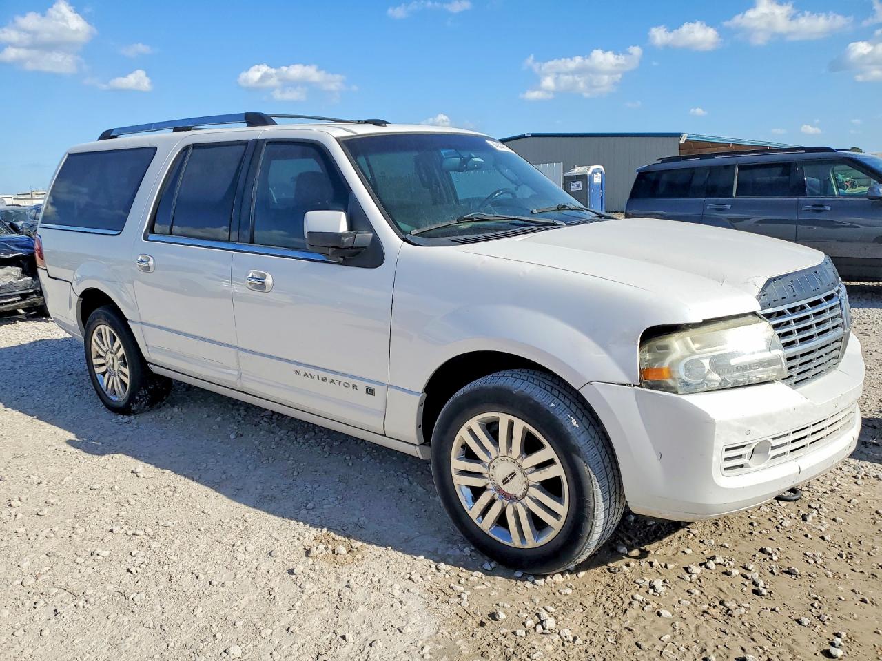Lincoln Navigator L