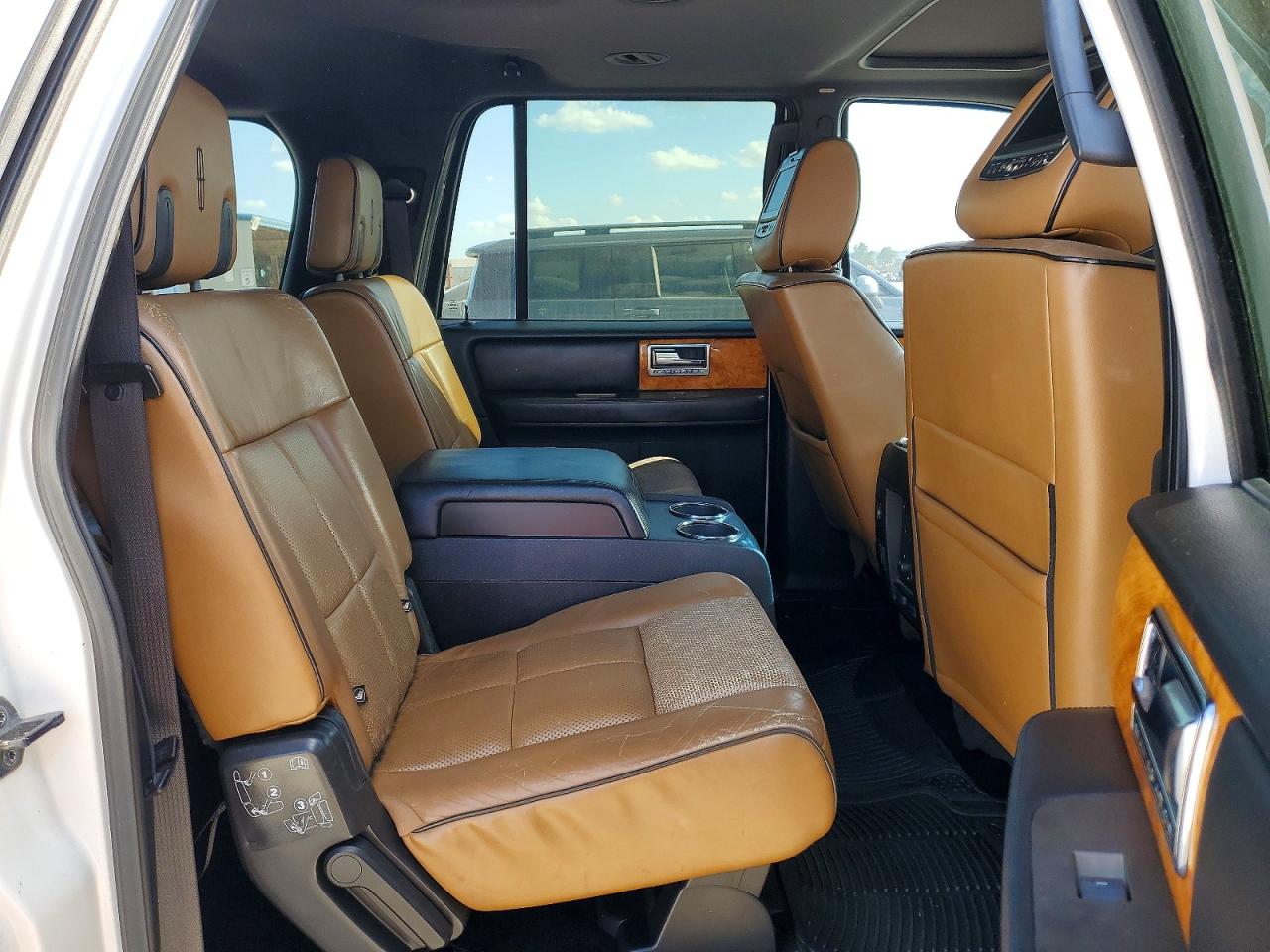 Lincoln Navigator L