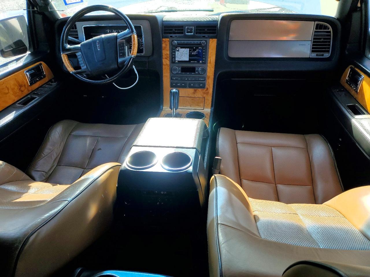 Lincoln Navigator L