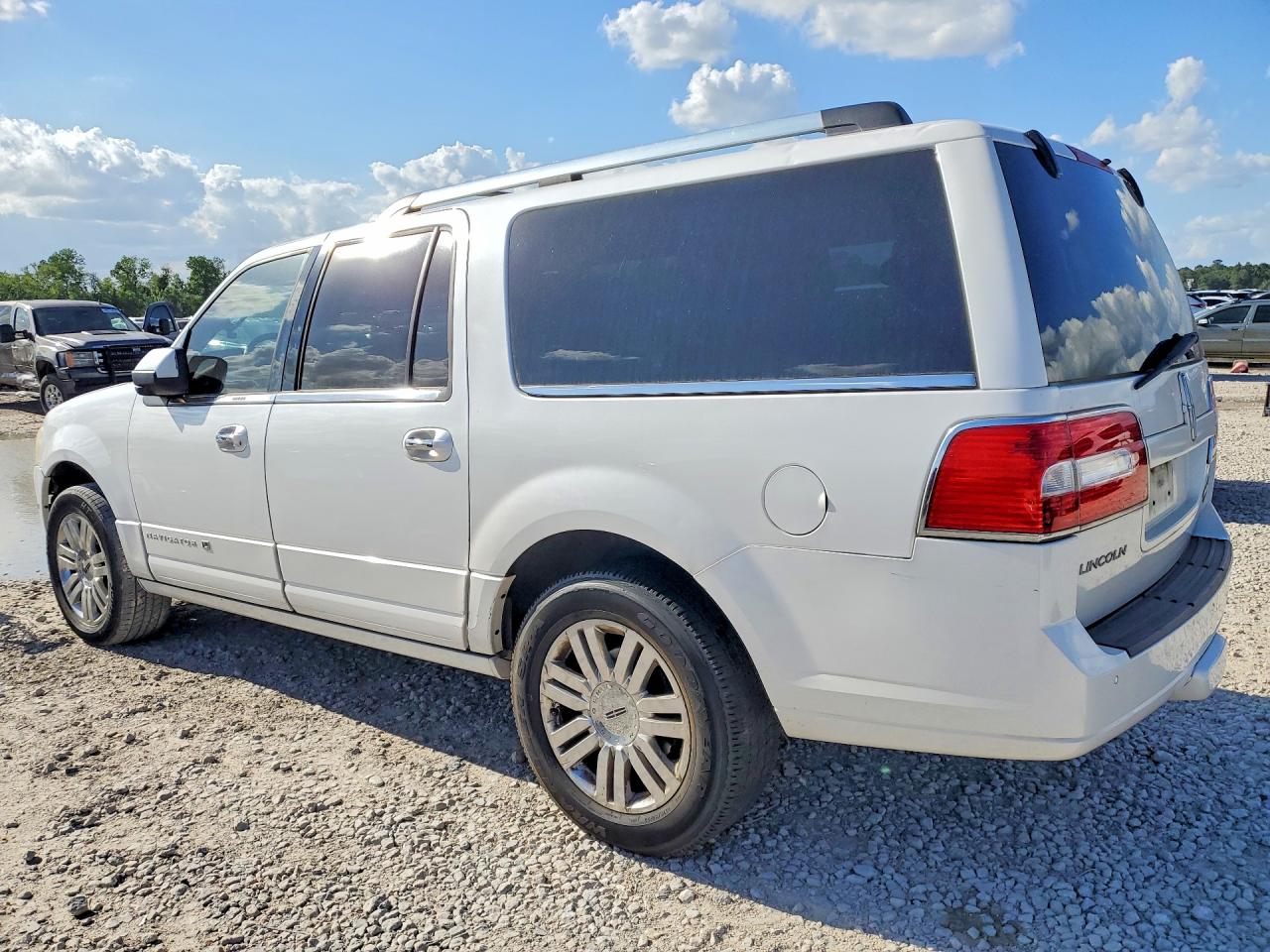 Lincoln Navigator L