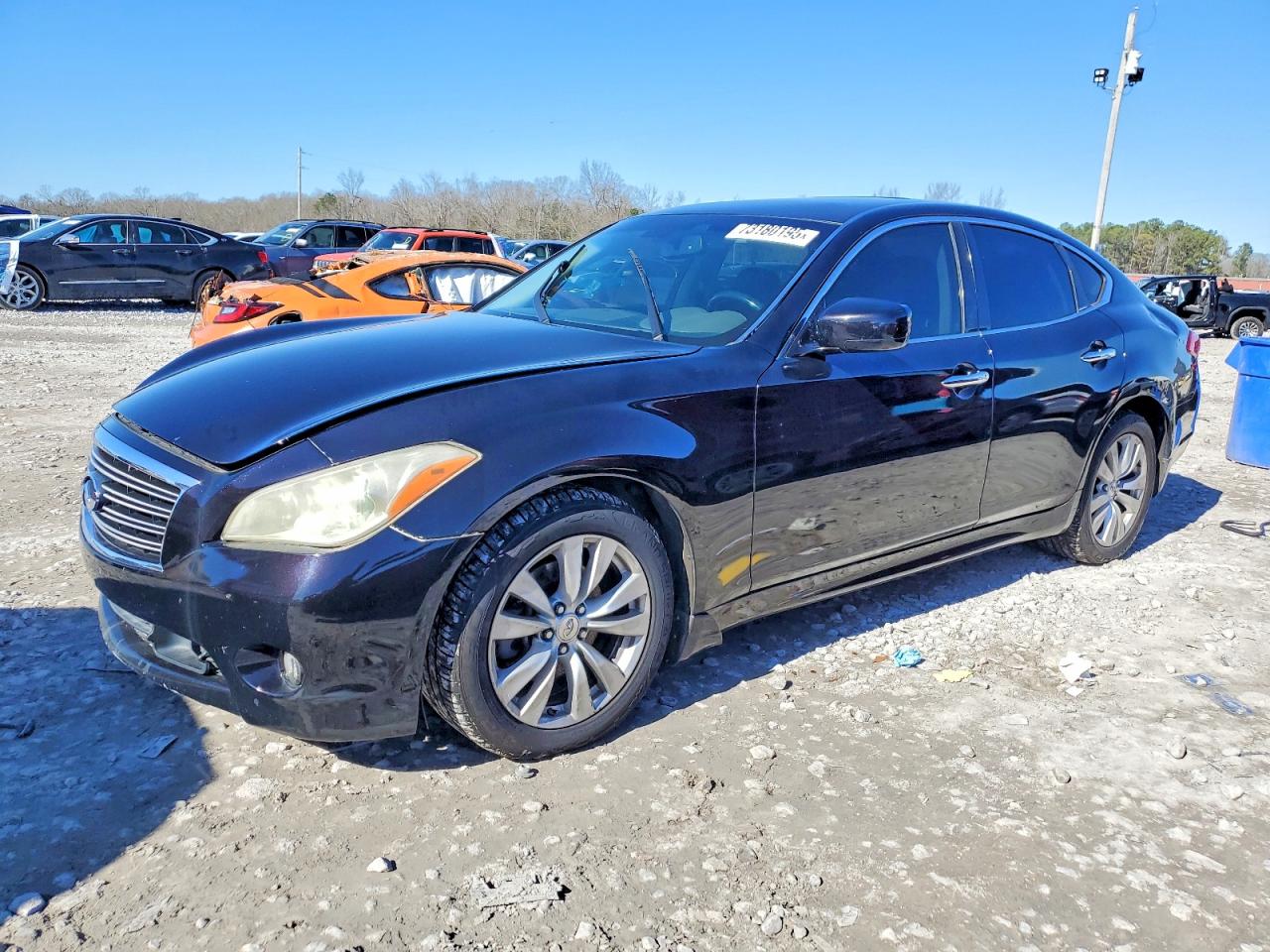 Salvage INFINITI M37 Image