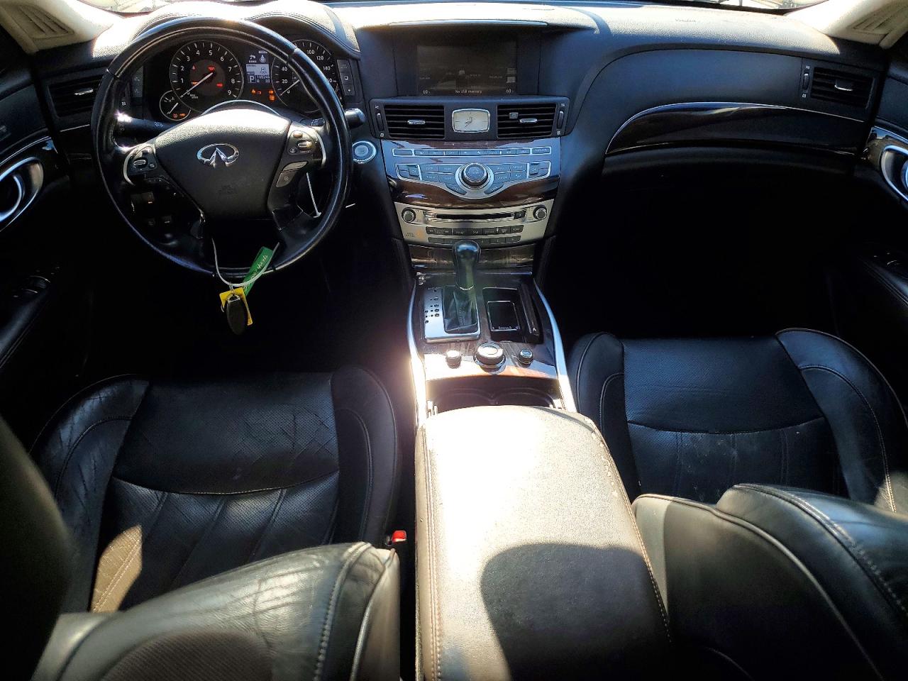 INFINITI M37 X